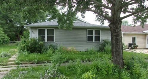 459 Dearborn Ave, Bradley, IL 60915-2331