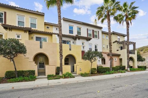 2130 Silverado St, San Marcos, CA 92078-3202