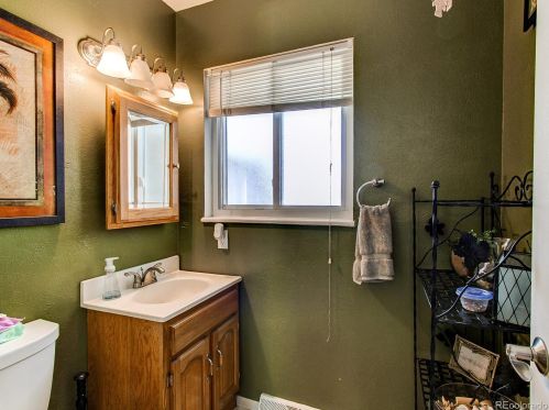 2590 Quintero Way, Aurora CO 80013-2251 exterior