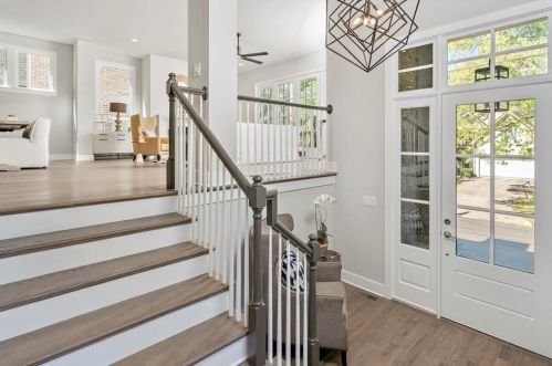 4035 Haverhill Dr, Atlanta GA  30342-3816 exterior