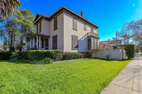 458 22nd St, Merced, CA 95340-3721