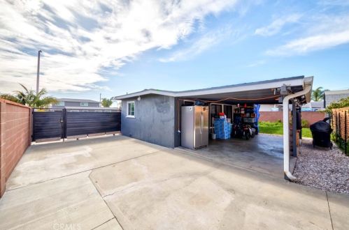 3127 Coolidge Ave, Anaheim CA  92801-6002 exterior