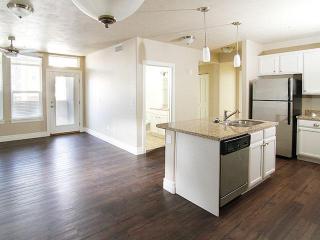 467 1875, Bountiful UT  84010-4100 exterior