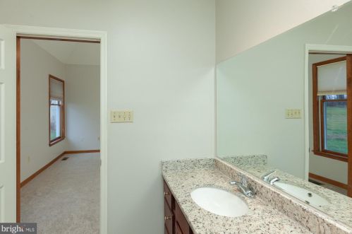 410 Wood End Ct, Charles Town WV  25414-5294 exterior