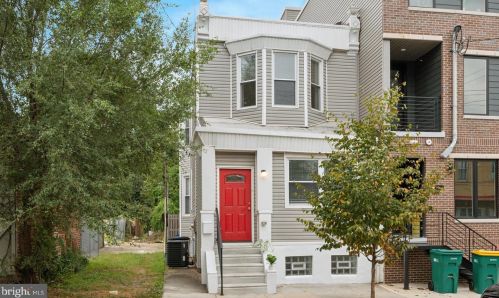 909 51st St, Philadelphia, PA 19131-0051