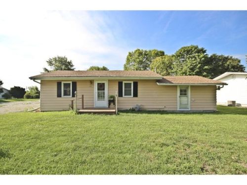 271 Bell St, Macon, IL 62544-9703