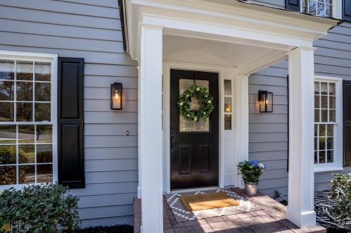 2040 Clinton Dr, Marietta, GA 30062-5848
