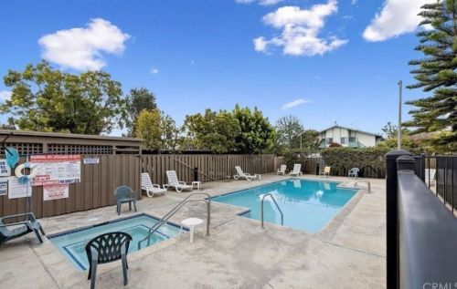 20622 Vermont Ave, Torrance CA  90502-1567 exterior
