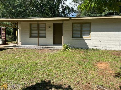 16 Meloy Dr, Columbus, GA 31903-4136