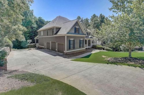 227 Crescent Moon Way, Holly Springs, GA 30114-5124