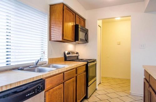 5112 Gallahad Dr, Garland TX  75044-5422 exterior