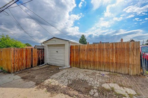 753 Knox Ct, Denver CO  80219-3360 exterior