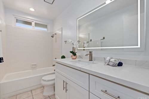 2 Wadsworth, Irvine CA  92620-3722 exterior