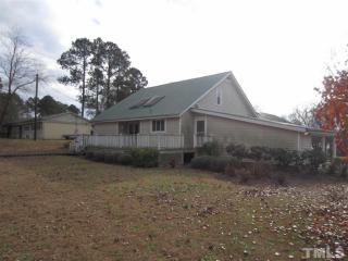 104 Crepe Myrtle Ln, Dunn, NC 28334-2549