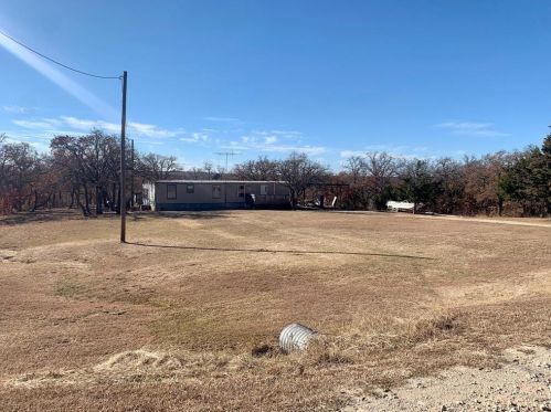 125 Ridgeview Dr, Nocona, TX 76255-9120