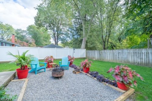 40 2 Ave, Dover NJ  07803-2930 exterior