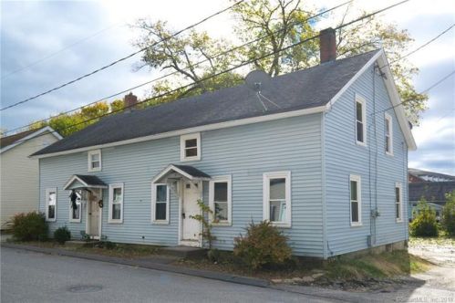 19 Church St, Killingly, CT 06241-1232