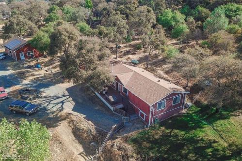 21851 Blue Horizon Ct, Big Oak Valley, CA 95977-9518