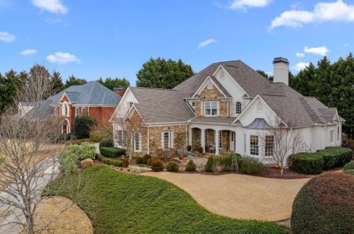 5910 Ettington Dr, Suwanee, GA 30024-3379