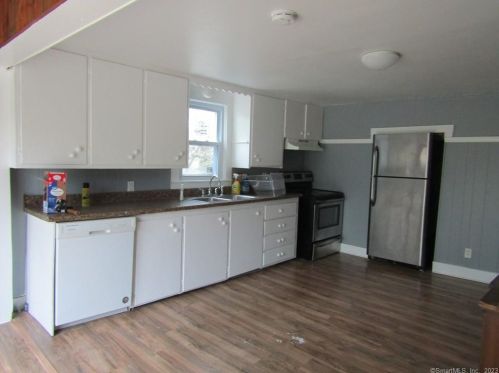 10 Crystal Rd, North Windham CT  06256-1013 exterior