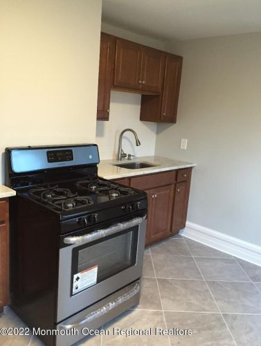 131 Oakland St, Tinton Falls NJ  07701-1143 exterior