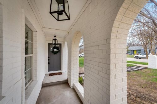 2728 Ryan Ave, Fort Worth TX  76110-3028 exterior