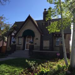 380 Vine St, Denver CO  80206-4130 exterior