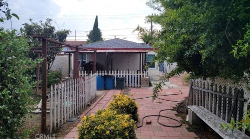 13214 Roselle Ave, Hawthorne CA  90250-6120 exterior