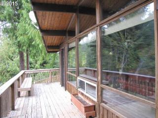 85126 Dunns Ln, Florence, OR 97439-8444