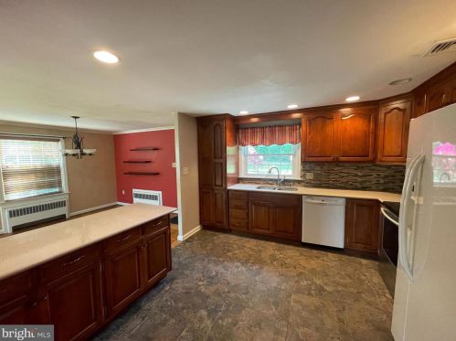 1106 Richmond Rd, Lancaster PA  17603-6126 exterior