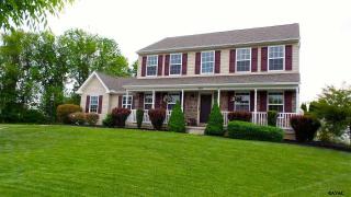 3802 Woodwick Cir, York, PA 17402-7666