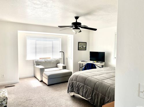 1011 8175, Sandy UT 84093-6617 exterior