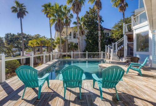 55 Waterway Island Dr, Isle Of Palms SC  29451-2728 exterior