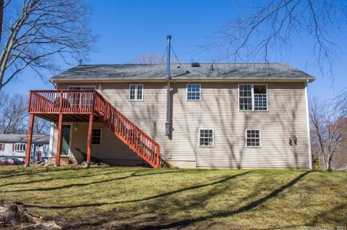 37 Knollwood Dr, Coventry, CT 06238-1921