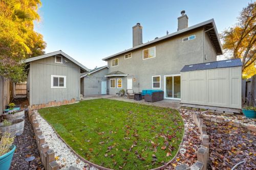 5652 Walnut Ave, Citrus Heights CA  95662-5316 exterior