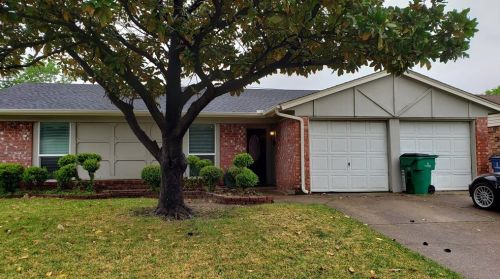 6217 Cascade Cir, Fort Worth TX  76148-2128 exterior