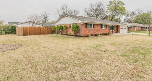 6901 Wycliff St, Fort Worth TX  76116-9041 exterior