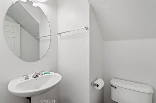 44015 Moccasin Pl, Lancaster CA  93536-6857 exterior