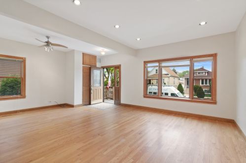 4050 Moody Ave, Chicago, IL 60634-1507