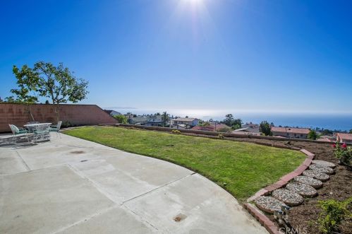 29041 Warnick Rd, Palos Verdes Estates, CA 90275-4610