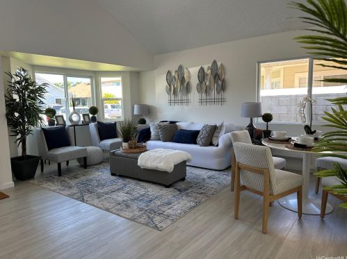 91-1011 Makahani St, Kapolei, HI 96707