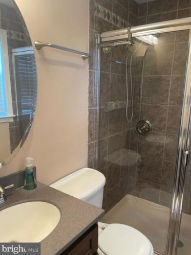 3319 Kilkenny St, Silver Spring MD 20904-1738 exterior