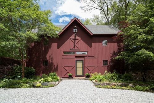 232 Main St, Chester CT  06412-1026 exterior