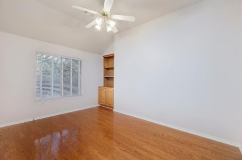 9915 Derecho Dr, Austin TX  78737-1027 exterior