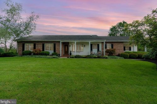 167 Campbell Ct, Harrisburg, PA 17112-8894