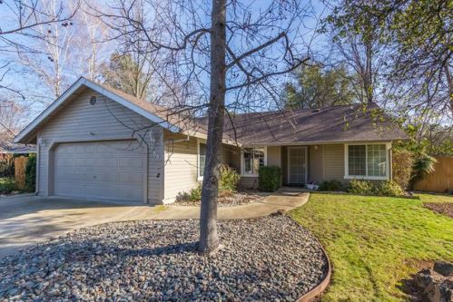 1288 Edgewood Dr, Redding, CA 96003-9297