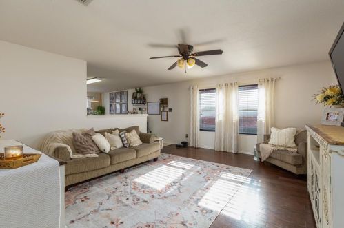 4932 Water Ridge Ln, Fort Worth TX  76179-4239 exterior