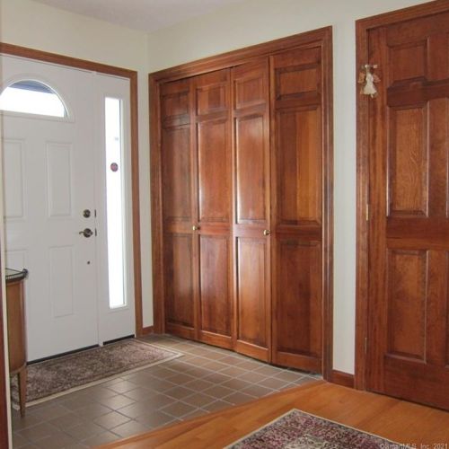 111 Scarboro Rd, Hebron, CT 06248-1359