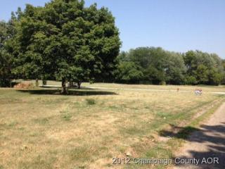 11 School St, Fisher, IL 61843