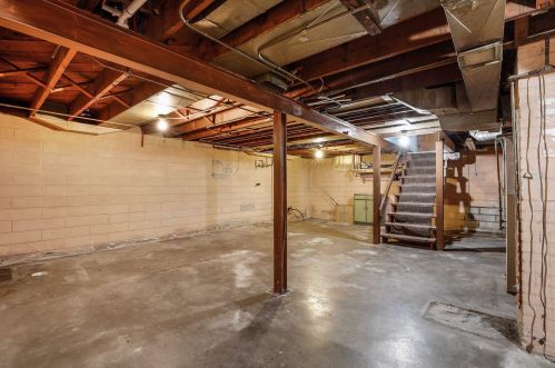 1611 Chelsea St, Saint Paul MN  55108-2214 exterior